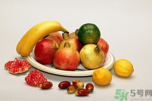 蘋果和桃子能一起榨汁嗎？蘋果和桃子能一起煮嗎？