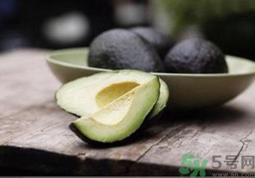 牛油果和香蕉可以一起吃嗎？牛油果和香蕉一起吃多少合適？