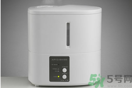 用加濕器好嗎？用加濕器的好處和壞處是什么？