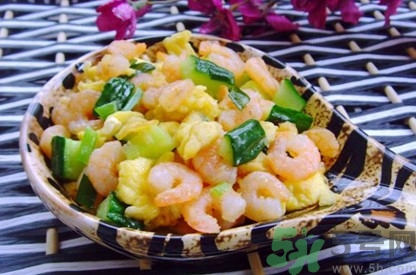 蝦仁可以和土豆一起吃嗎?蝦仁能和土豆同吃嗎? 蝦仁可以和土豆一起吃嗎?蝦仁能和土豆同吃嗎?