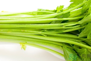 芹菜汁能去斑嗎？芹菜汁可以做面膜嗎？