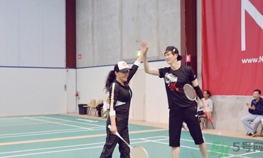 打羽毛球有什么好處？打羽毛球有什么壞處？