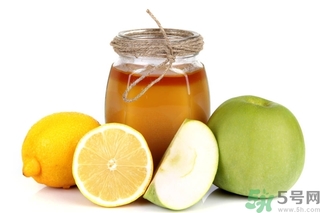 蘋果和蜂蜜可以一起吃嗎？蘋果和蜂蜜可以榨汁嗎？