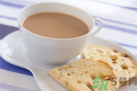 晚上喝奶茶會(huì)失眠嗎？晚上喝奶茶會(huì)不會(huì)失眠？