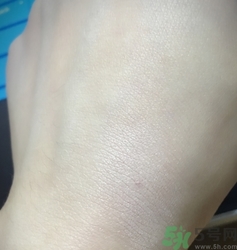 夢(mèng)妝凈致氣墊粉底液怎么用？夢(mèng)妝桃花遮瑕氣墊使用方法