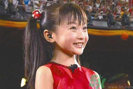 9歲女生的標(biāo)準(zhǔn)身高體重是多少？9歲女生正常身高體重是多少？