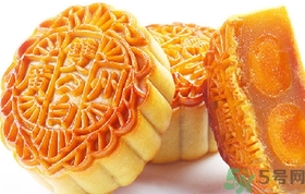 蓮蓉月餅的餡料是什么？蓮蓉月餅的餡料怎么做？