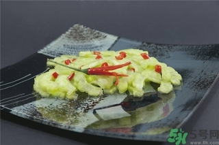 喝苦瓜汁會影響月經(jīng)嗎？來月經(jīng)可以喝苦瓜汁嗎？