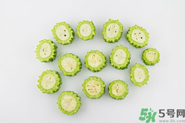 喝苦瓜汁會影響月經(jīng)嗎？來月經(jīng)可以喝苦瓜汁嗎？