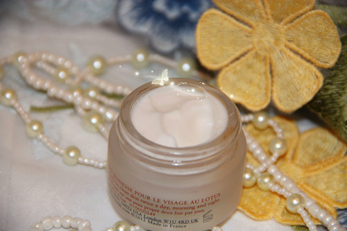 馥蕾詩是哪個(gè)國家的？fresh是哪個(gè)國家的牌子？