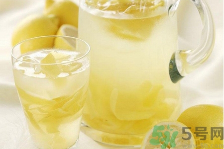 檸檬水是堿性食物嗎？檸檬水是酸性還是堿性？