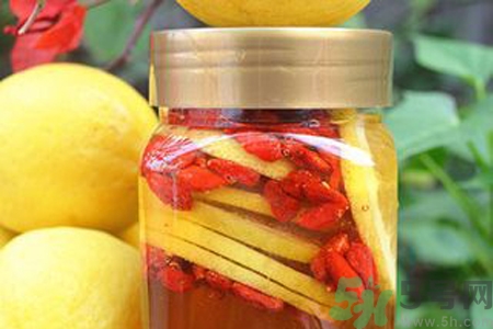 枸杞和檸檬能一起泡水喝嗎？檸檬枸杞茶的功效