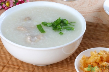 結(jié)腸息肉手術(shù)后吃什么？結(jié)腸息肉手術(shù)后要注意什么？