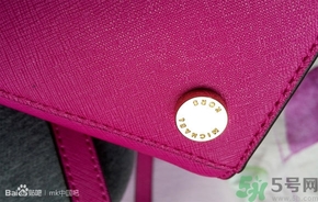 Michael Kors女包真?zhèn)伪鎰e Michael Kors包包真假鑒別圖 Michael Kors女包真?zhèn)伪鎰e Michael Kors包包真假鑒別圖