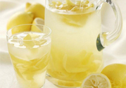 檸檬水是堿性食物嗎？檸檬水是酸性還是堿性？