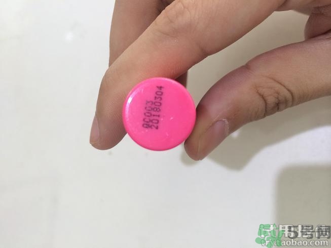 夢(mèng)妝唇膏筆怎么用?夢(mèng)妝唇膏筆使用方法。