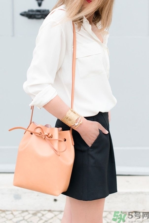 Mansur Gavriel水桶包價(jià)格多少錢？Mansur Gavriel水桶包尺寸大小