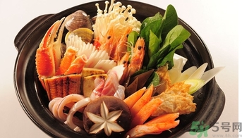 吃海鮮胸部會(huì)變大嗎？吃海鮮會(huì)得乳腺膿腫嗎？