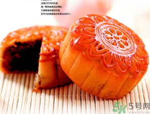 仟吉月餅好吃嗎？仟吉月餅和元祖月餅?zāi)膫€(gè)比較好？