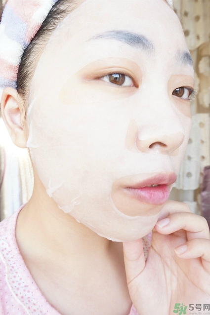 ahc面膜敷完要洗嗎？ahc面膜用完需要洗嗎？