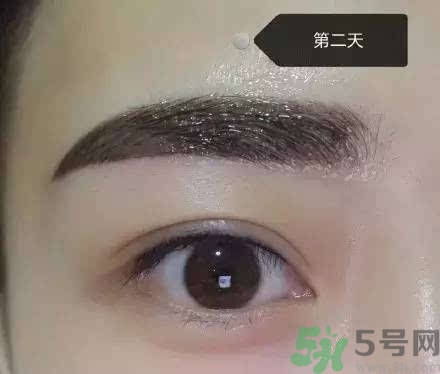 紋眉后多久恢復(fù)自然？紋眉多久能變得自得自然？