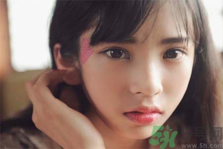 秋天吃什么好？秋季女性吃什么對(duì)皮膚好？