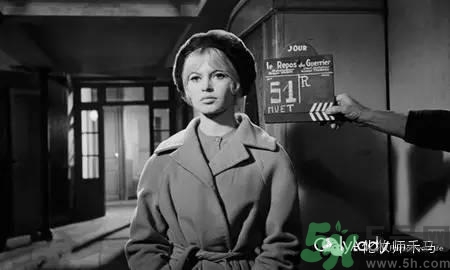 什么是空氣八字劉海？空氣八字劉海怎么剪？