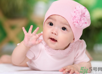 寶寶拉綠屎怎么回事？寶寶拉綠屎怎么辦？