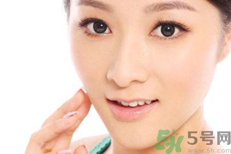 玻尿酸隆鼻的危害有哪些？玻尿酸隆鼻的副作用是什么？