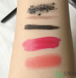 歐萊雅三合一魔術(shù)水多少錢?歐萊雅三合一魔術(shù)水專柜價(jià)格 歐萊雅三合一魔術(shù)水多少錢?歐萊雅三合一魔術(shù)水專柜價(jià)格