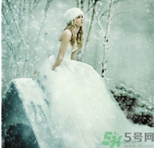 類風(fēng)濕性關(guān)節(jié)炎的癥狀 類風(fēng)濕性關(guān)節(jié)炎的前兆 類風(fēng)濕性關(guān)節(jié)炎的癥狀 類風(fēng)濕性關(guān)節(jié)炎的前兆