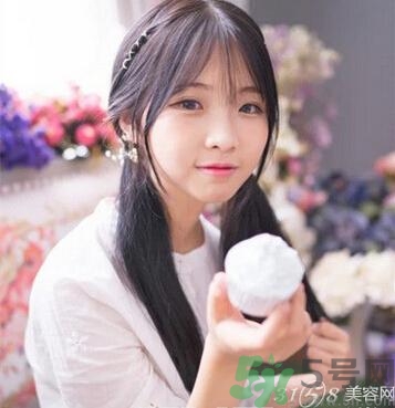 什么人適合空氣八字劉海？什么臉型適合空氣八字劉海？