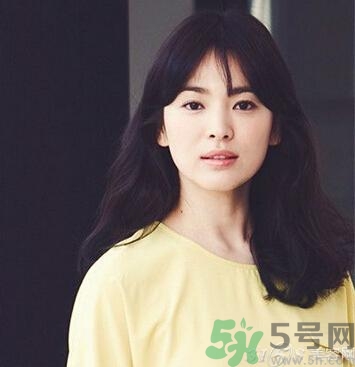 什么人適合空氣八字劉海？什么臉型適合空氣八字劉海？