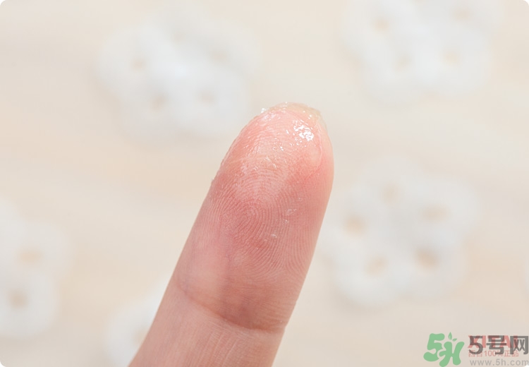 Blistex碧唇小藍(lán)罐好用嗎？怎么用？