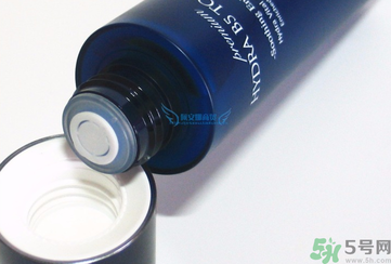 ahc水乳孕婦可以用嗎？ahc b5玻尿酸水乳適合孕婦嗎？