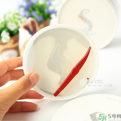 spa蛇毒眼膜使用方法 蛇毒眼膜敷完要洗掉嗎？