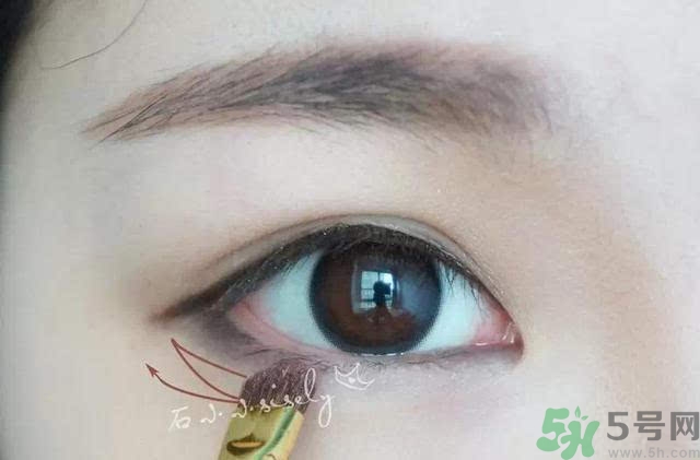 iu李智恩桃花妝怎么化？iu李智恩桃花妝怎么打造？