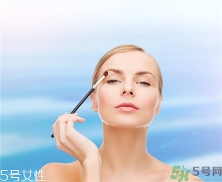 飄眉好不好？飄眉后痂掉了顏色很淡