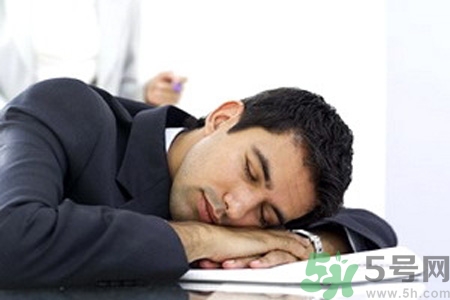 吃完午飯睡覺(jué)會(huì)胖嗎？吃完飯就睡覺(jué)好嗎？