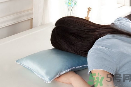 吃完午飯睡覺(jué)會(huì)胖嗎？吃完飯就睡覺(jué)好嗎？