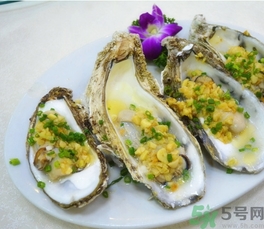 生蠔和扇貝哪個(gè)好吃？生蠔和扇貝的區(qū)別