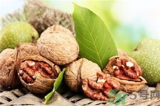 新鮮核桃和干核桃哪個(gè)營養(yǎng)價(jià)值高?新鮮核桃的功效與作用