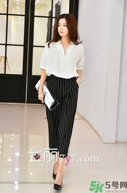 闊腿褲配什么鞋子好看？穿闊腿褲配什么鞋子？