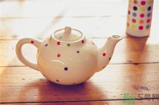 喝溫開水可以減肥嗎？喝溫開水有什么好處？