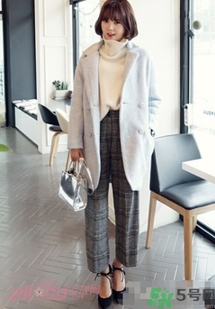 闊腿褲配什么鞋子好看？穿闊腿褲配什么鞋子？