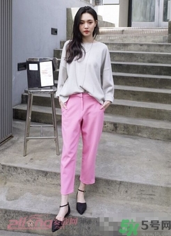 闊腿褲配什么鞋子好看？穿闊腿褲配什么鞋子？