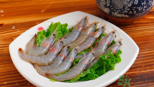 青蝦怎么去蝦線？青蝦的蝦線怎么去？