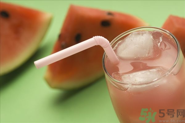 石榴汁怎么榨?石榴汁連籽一起榨嗎 石榴汁怎么榨?石榴汁連籽一起榨嗎