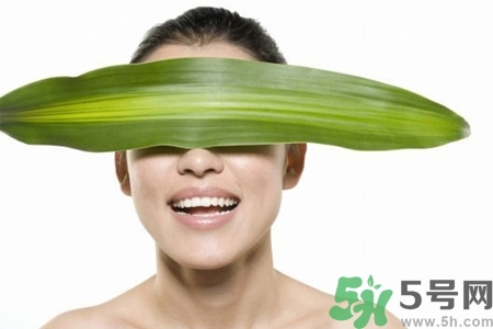 黑眼圈是怎么形成的？黑眼圈是什么原因引起的？