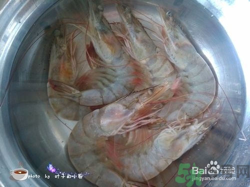 活蝦怎么處理干凈蝦線？活蝦怎么去蝦線？